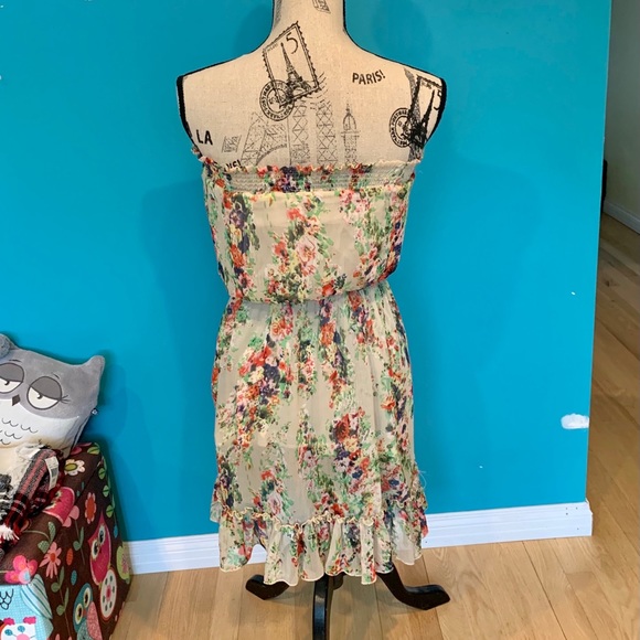 Couture off the shoulders dress - Picture 2 of 3